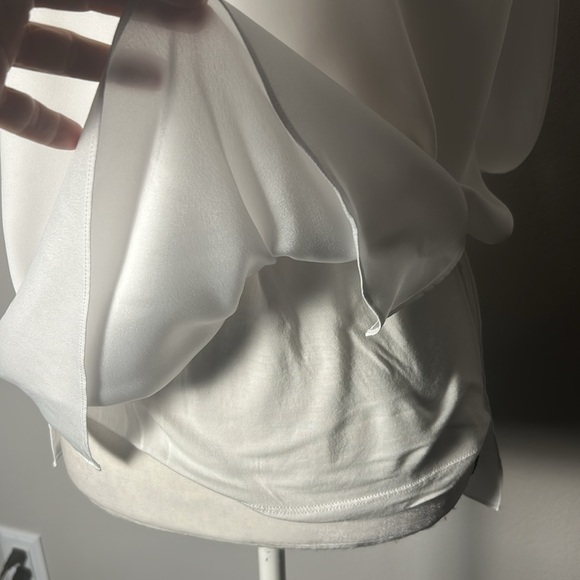 Elegant White Women's Top - Picture 4 of 7